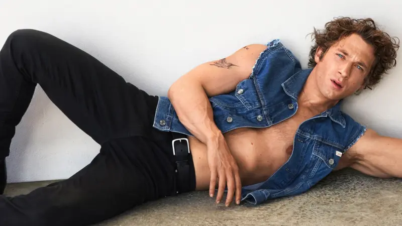 Qual a altura de Jeremy Allen White? Fatos e curiosidades