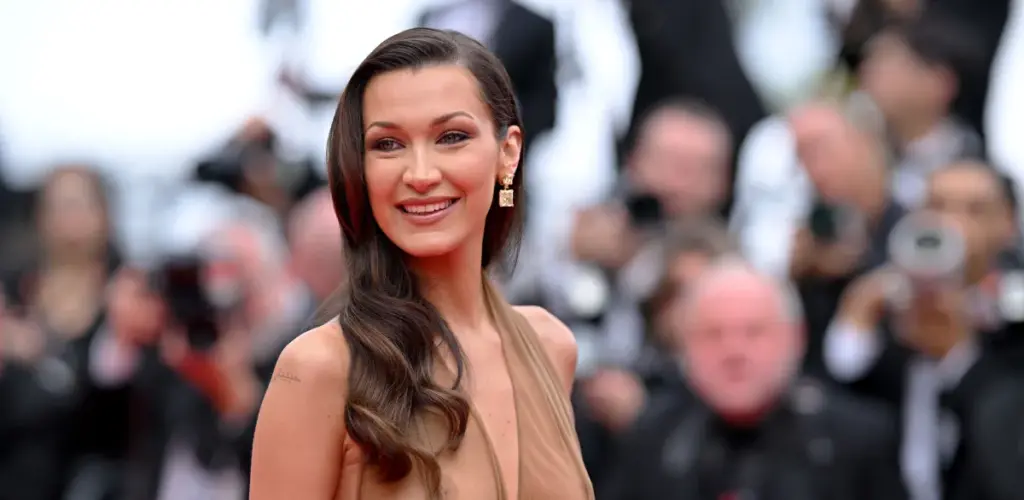 Qual o peso atual de Bella Hadid? Descubra medidas, saúde e carreira