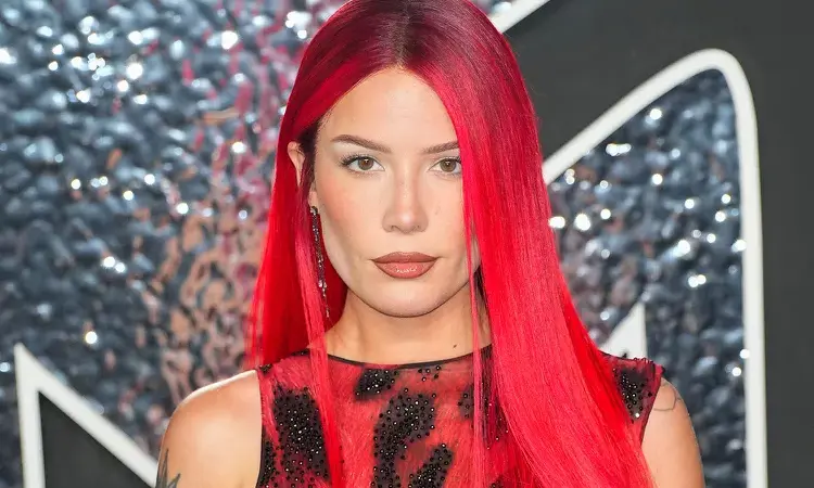 Qual a altura de Qual a altura de Halsey? Dados completos e curiosidades reveladas