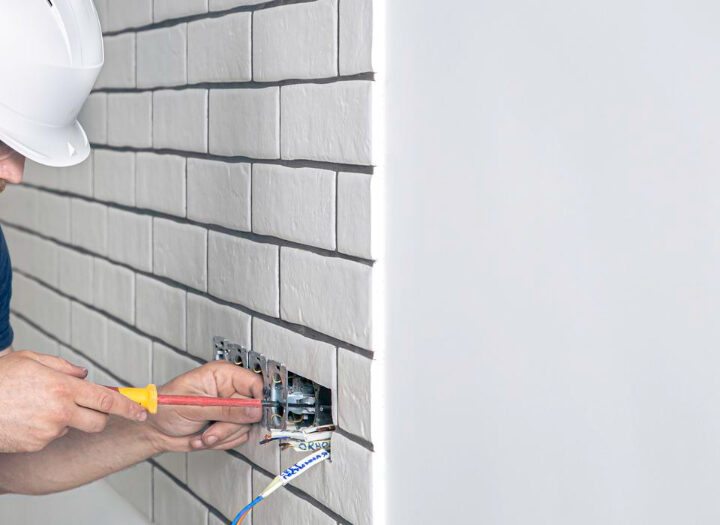 Como planejar a instalação de tomadas elétricas em uma reforma